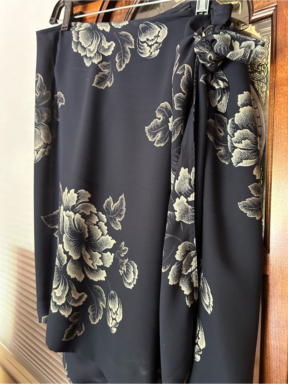 Ellen Tracy Navy Skirt with Cream Floral Print